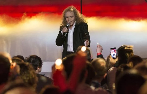 Katarzyna Cerekwicka jako Michael Bolton Katarzyna Cerekwicka jako Michael Bolton