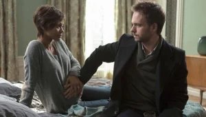 Zoe Saldana i Patrick J. Adams w serialu "Dziecko Rosemary"