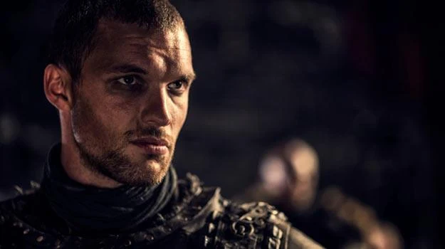 Ed Skrein w filmie "Saga Wikingów" Ed Skrein w filmie "Saga Wikingów"
