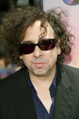 Filmowy ekscentryk Tim Burton na premierze "Charliego i fabryki czekolady" w Los Angeles, 11 lipca 2005