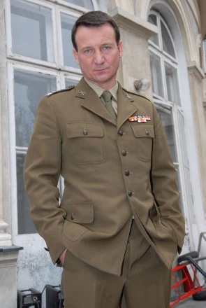 Zakłada czasami mundur, ale chyba tego nie lubi, fot. Andrzej Szilagyi