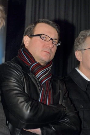 Chętnie pozuje do zdjęć, a okulary dodają mu uroku, fot. Marek Ulatowski