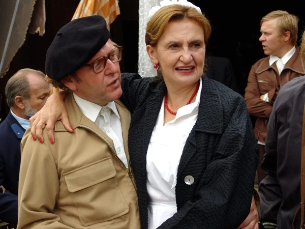 Jaroslav Dusek (Gustav) i Eva Holubova (Andrea)