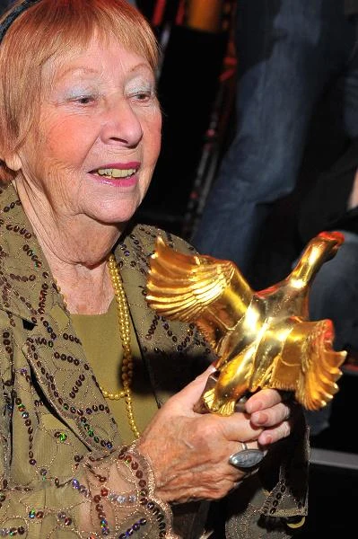 Ze Złotą Kaczką miesiecznika FILM w 2008 roku / fot. Radosław Nawrocki