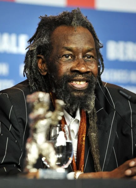 Sotigui Kouyate ("London River") ze Srebrnym Niedźwiedziem dla najlepszego aktora Sotigui Kouyate ("London River") ze Srebrnym Niedźwiedziem dla najlepszego aktora