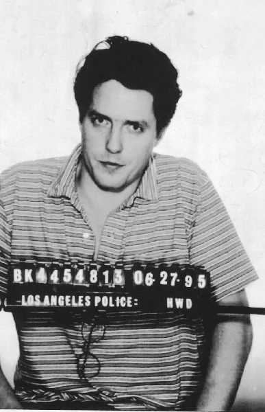 Hugh Grant - aresztowany 27 czerwca 1995 za seks z prostytutką w miejscu publicznym