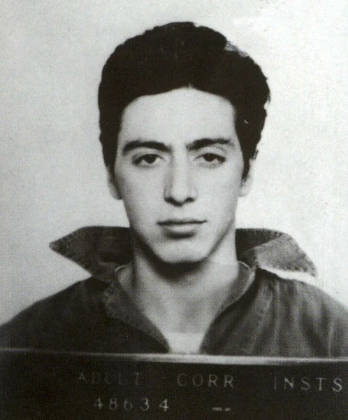 Al Pacino - aresztowany 7 strycznia 1961 za nielegalne posiadanie broni.