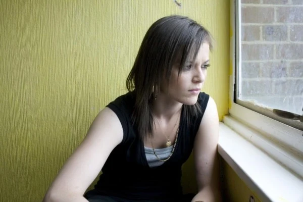 "Andrea Arnold stworzyła coś tak prawdziwego i bolesnego, że widz czuje się jak ktoś, kto podgląda ludzkie życie", można przeczytać w recenzji, która pojawiła się na stronie AP.