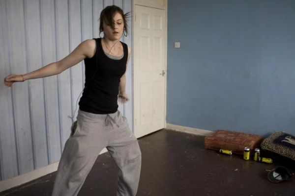 "To była dla mnie bardzo ciężka praca, musiałam ciągle trenować taniec. To było męczące, ale trzymało mnie w formie" - wspomina Jarvis.