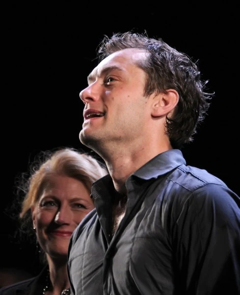 Spektakl okazał się komercyjnym sukcesem - koszty przedstawienia zwróciły się już po trzech miesiącach obecności na afiszu.