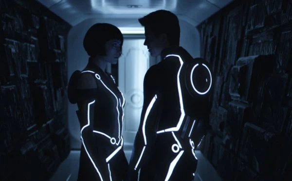 Wcześniej jednak do kin trafi "Tron Legacy", w którym Wilde zagra swą pierwszą główną rolę.