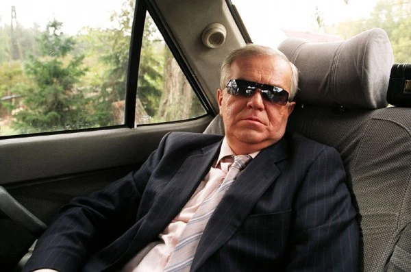 W "Czasie surferów" (2005) Jacka Gąsiorowskiego zagrał porwanego biznesmena