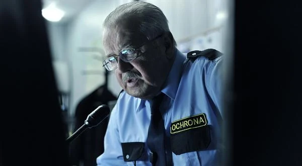 W thrillerze "Supermarket" (2012) Macieja Żaka zagrał szefa ochrony tytułowego sklepu