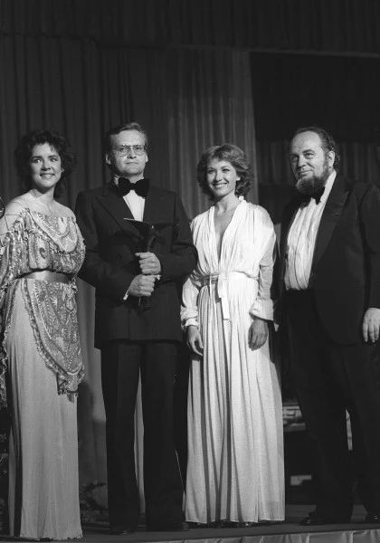 W 1978 roku polski reżyser (2 L) otrzymał Nagrodę Specjalną Jury na festiwalu w Cannes za film "Krzyk".