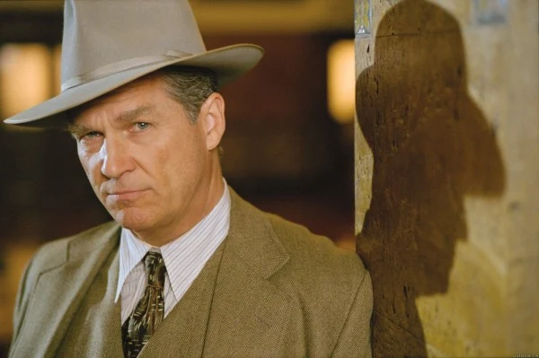 W filmie "Seabiscuit" (2003)