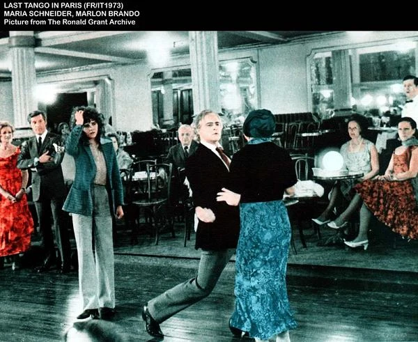 Z Marlonem Brando na planie filmu "Ostatnie tango w Paryżu"