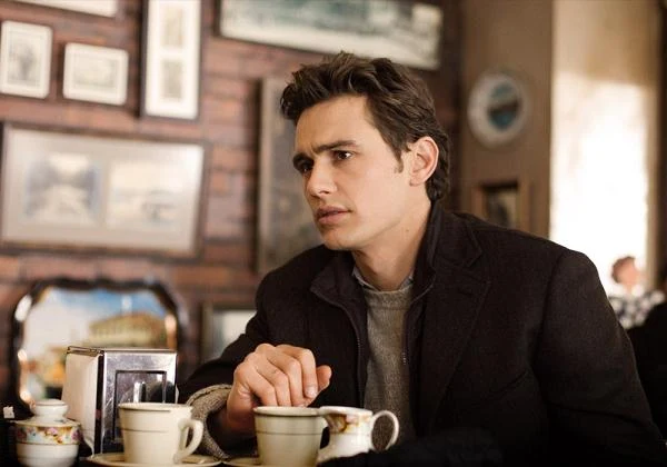 Z powodu braku komercyjnych sukcesów kolejnych filmów, aktor poszedł na casting do superprodukcji Sama Raimiego "Spider-Man". Co prawda nie dostał tytułowej roli, ale zaproponowano mu zagranie przyjaciela głównego bohatera - Harry'ego Osbourne'a.