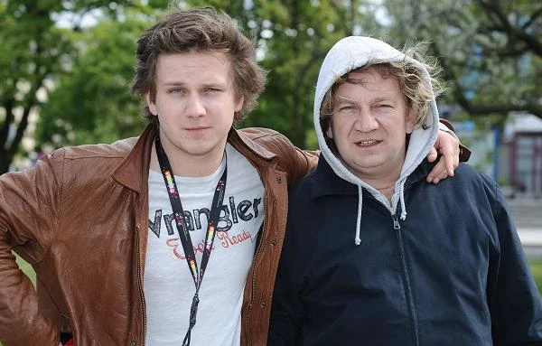 Syn Antoni poszedł w ślady ojca i został aktorem - fot. A.Szilagyi