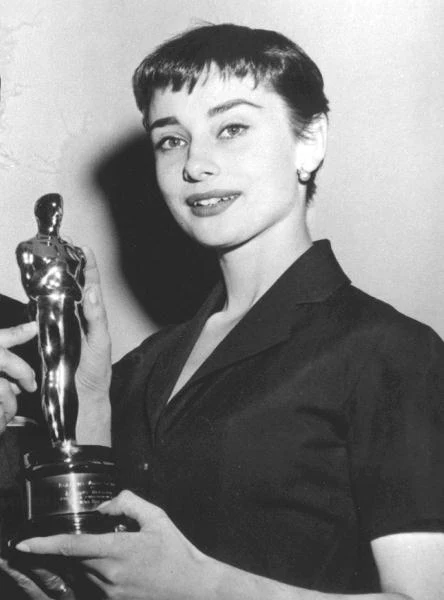 Z Oscarem za rolę w filmie "Rzymskie wakacje"