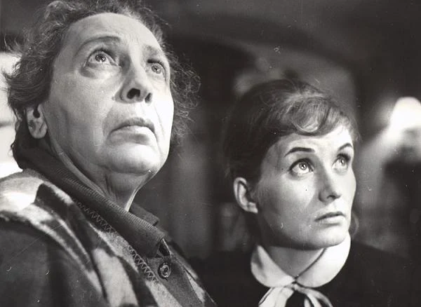 Z Jadwigą Chojnacką w "Dziś w nocy umrze miasto" (1961)