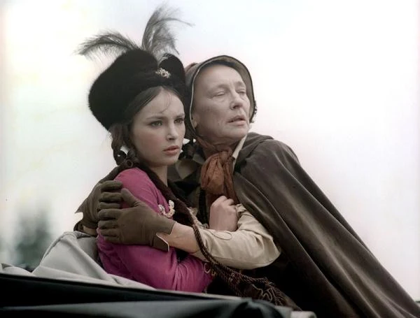 W "Janosiku" (1973) Jerzego Passendorfera wcieliła się w postać Klarysy