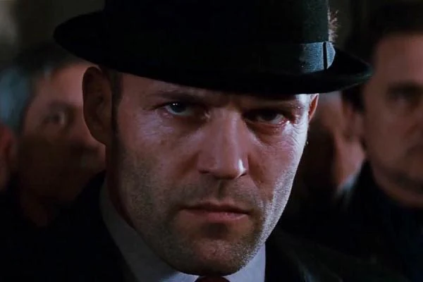 W "13" - remake'u gruzińskiego thrillera Géli Babluaniego (i w jego reżyserii) W "13" - remake'u gruzińskiego thrillera Géli Babluaniego (i w jego reżyserii)