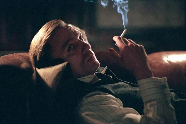 Szerokiej publiczności dał się poznać, występując u boku Angeliny Jolie w piperwszy filmie serii 'Tomb Raider" (2001)