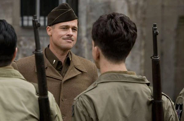 Jako pogromca hitlerowców - porucznik Aldo Raine w "Bękartach wojny" Quentina Tarantino