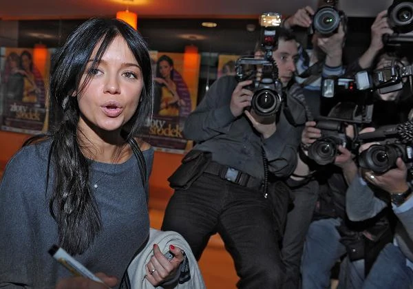 Kiedy tylko pojawiała się publicznie, była łakomym kąskiem dla wszystkich fotoreporterów - fot. A.Szilagyi