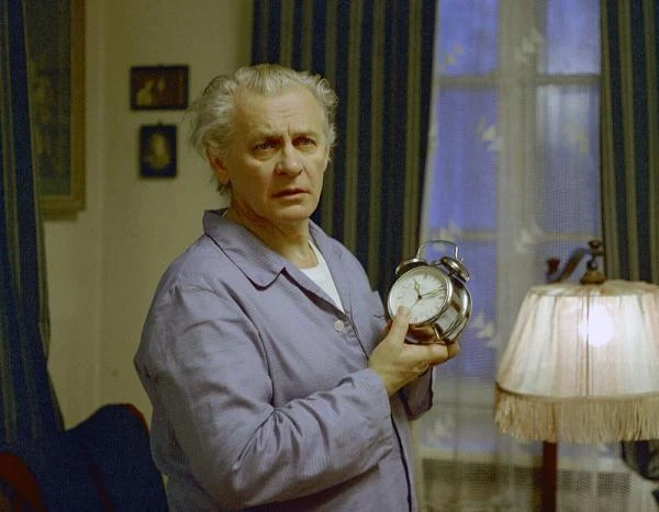 W 1984 roku zagrał ojca Adama Miauczyńskiego w "Domu wariatów" Marka Koterskiego