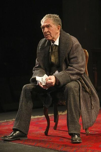 Jerzy Trela podczas próby do spektaklu "Wassa Żeleznowa" w Och-Teatrze (2010)