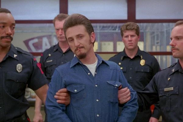 Rola Matthew Ponceleta w "Przed egzekucją" Tima Robbinsa to jego pierwsza naprawdę wybitna kreacja