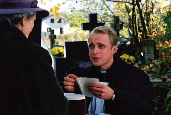 W filmie "Wszyscy święci" (2002) Andrzeja Barańskiego (z cyklu "Święta polskie") wcielił się w postać księdza.