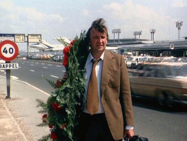 Dużą popularność przyniosły Kowalewskiemu role komediowe. (na zdjęciu w filmie "Co mi zrobisz, jak mnie złapiesz" - 1978) Dużą popularność przyniosły Kowalewskiemu role komediowe. (na zdjęciu w filmie "Co mi zrobisz, jak mnie złapiesz" - 1978)