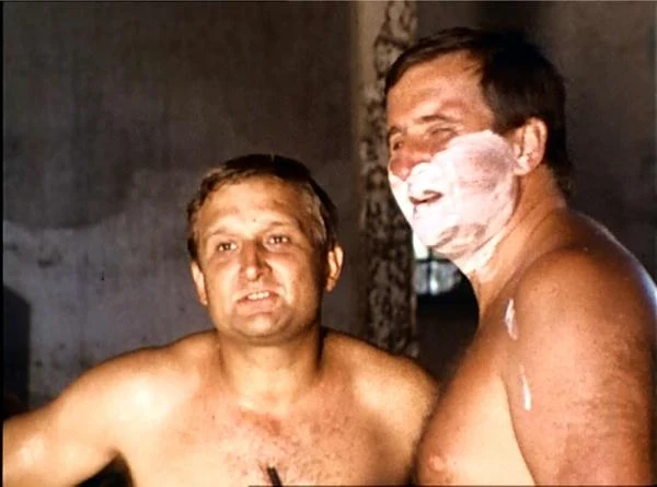 W pierwszym odcinku serialu "Polskie drogi" (1976) zagrał ułana Waligórskiego. W pierwszym odcinku serialu "Polskie drogi" (1976) zagrał ułana Waligórskiego.