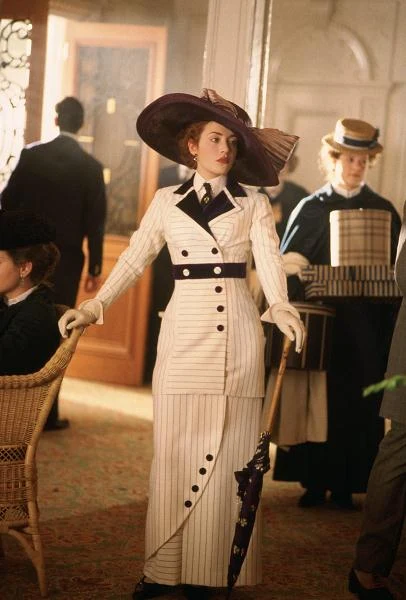 Kate Winslet w scenie z filmu "Titanic 3D"