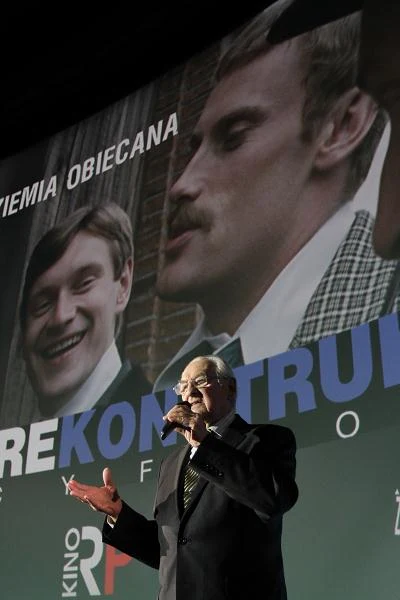 Reżyser Andrzej Wajda podczas pokazu cyfrowej rekonstrukcji filmu "Ziemia obiecana", na Festiwalu Kina Niezależnego Off Plus Camera w Krakowie.