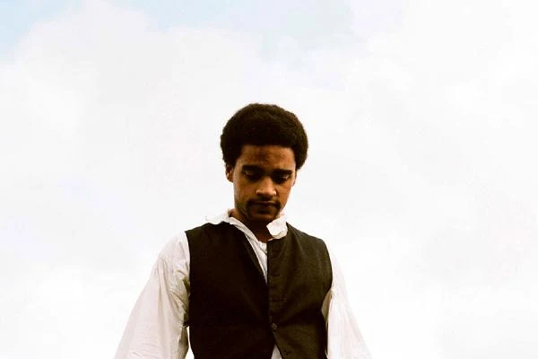 James Howson w scenie z filmu "Wichrowe wzgórza"