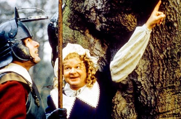 Później Benny Hill nagrał już tylko kilka epizodów dla amerykańskiej telewizji Później Benny Hill nagrał już tylko kilka epizodów dla amerykańskiej telewizji
