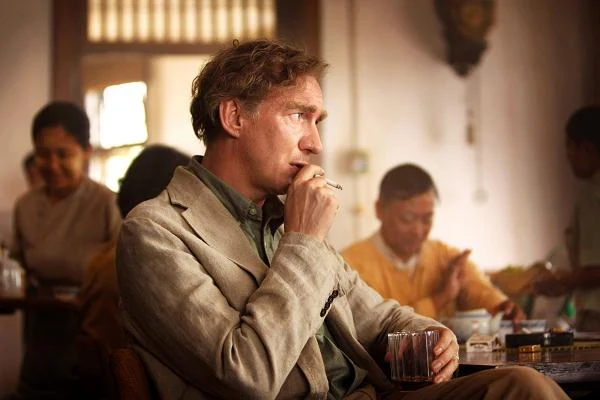 David Thewlis w scenie z filmu "Lady"