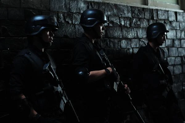 Kadr z filmu "Raid" Garetha Evansa