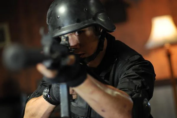 Kadr z filmu "Raid" Garetha Evansa