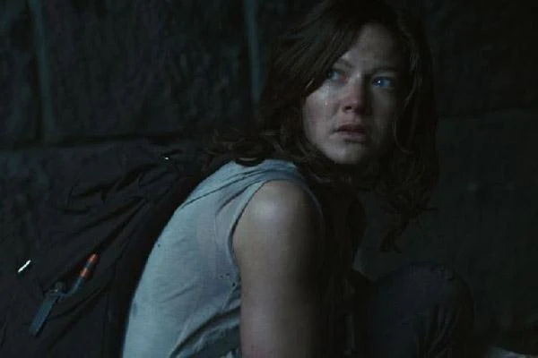 Hannah Herzsprung w scenie z filmu "Hell"