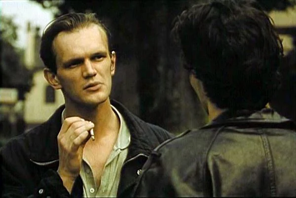 Debiutem fabularnym Pazury była rola kaprala Edwarda Wiadernego w filmie "Kroll" Władysława Pasikowskiego z 1991 roku. Za tę kreację otrzymał nagrodę dla najlepszego aktora drugoplanowego na Festiwalu Polskich Filmów Fabularnych w Gdyni.