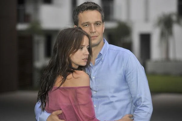 W thrillerze "Sęp" (2011) Eugeniusza Korina (na zdjęciu z Anną Przybylską)