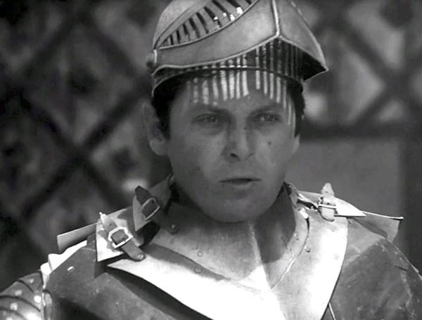 Zdzisław Maklakiewicz w filmie "Wakacje z duchami" (1970)