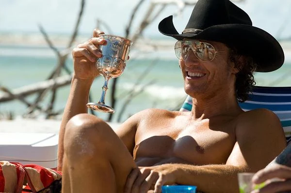 Matthew McConaughey w scenie z filmu "Magic Mike" Matthew McConaughey w scenie z filmu "Magic Mike"