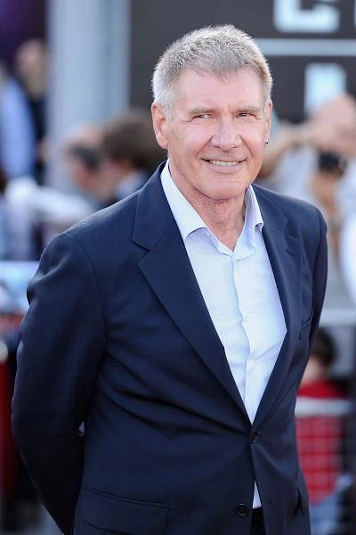 W filmach i serialach Ford występował od połowy lat 60. Przez pierwszą dekadę aktorskiej kariery proponowano mu jednak małe role. Zarabiał niewiele i, by utrzymać rodzinę, musiał jednocześnie imać się innych zajęć.