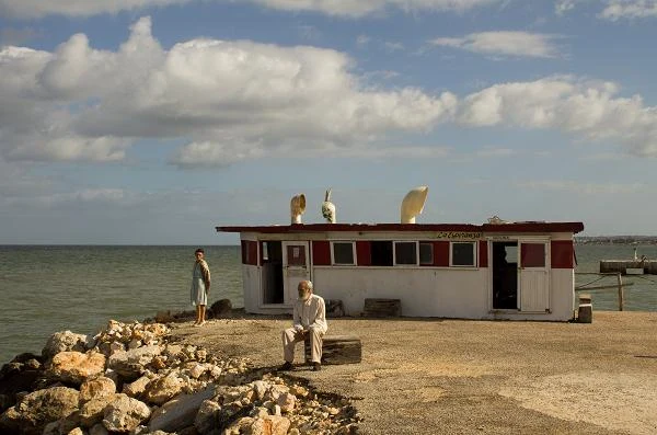 Ángela Molina i Emilio Echevarría w scenie z filmu "Rzecz o mych smutnych dziwkach"