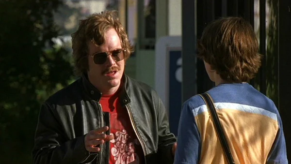 W filmie "U progu sławy" (2000) zagrał słynnego amerykańskiego dziennikarza muzycznego - ikonę "Rolling Stone'a" - Lestera Bangsa.